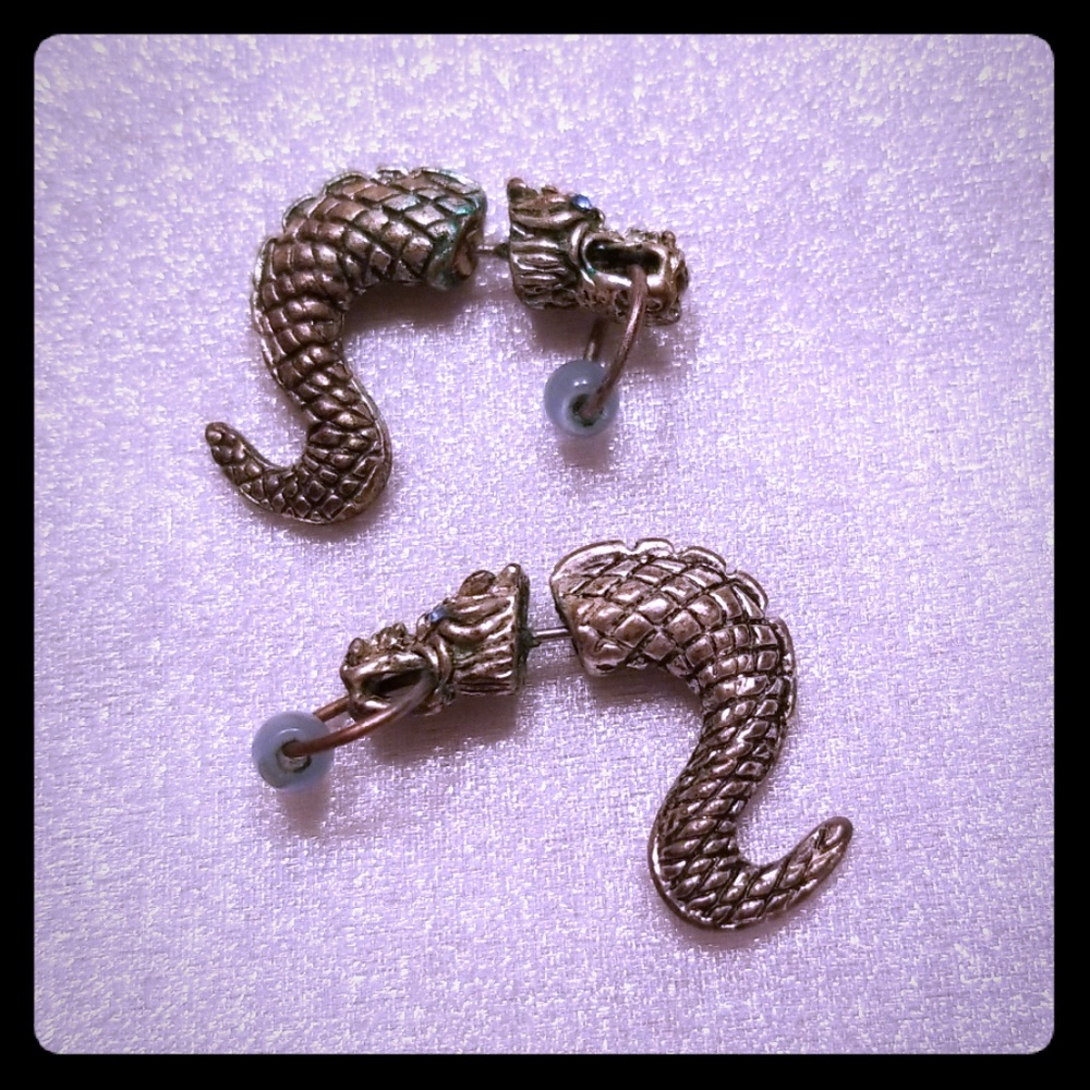 💍3 for $10💍Fun dragon earrings
